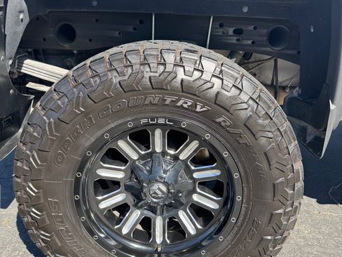 Used 2018 GMC Sierra 2500 Denali w/ Duramax Plus Package image 11