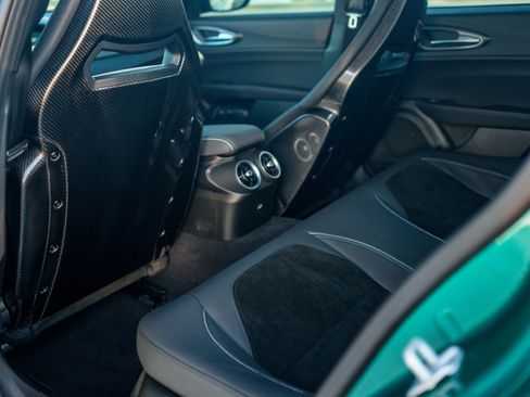 Used 2024 Alfa Romeo Giulia Quadrifoglio image 22