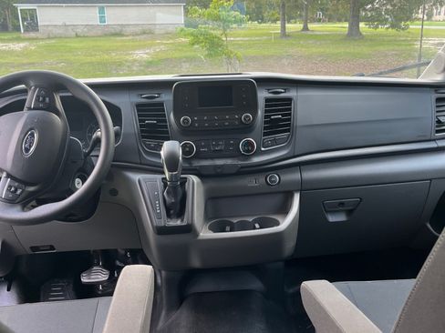 Used 2022 Ford Transit 350 XL RWD image 7