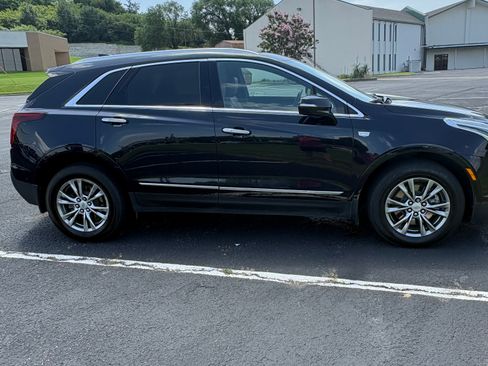 Used 2022 Cadillac XT5 Premium Luxury w/ Technology Package AWD/4WD image 8