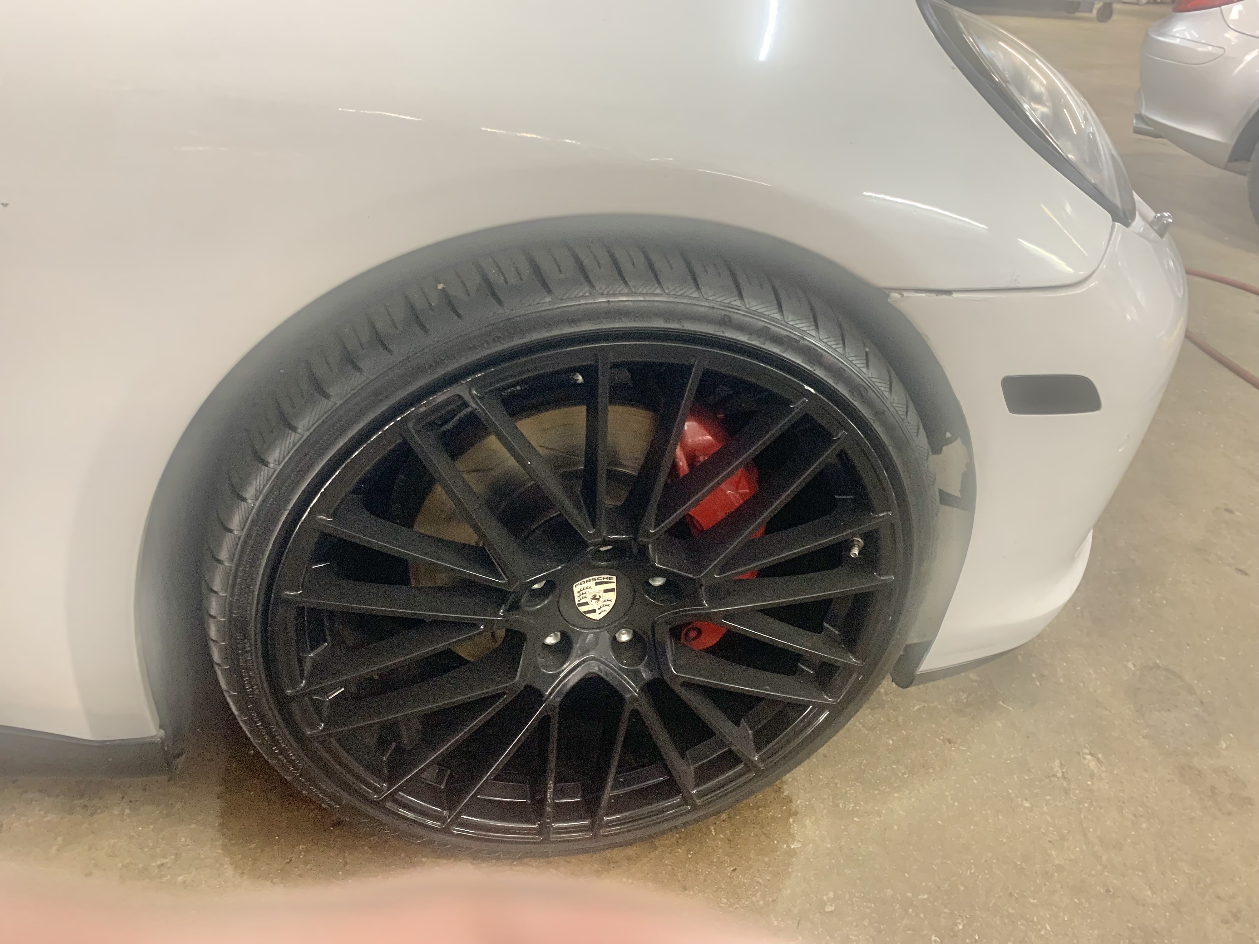 Used 2011 Porsche Panamera RWD image 8