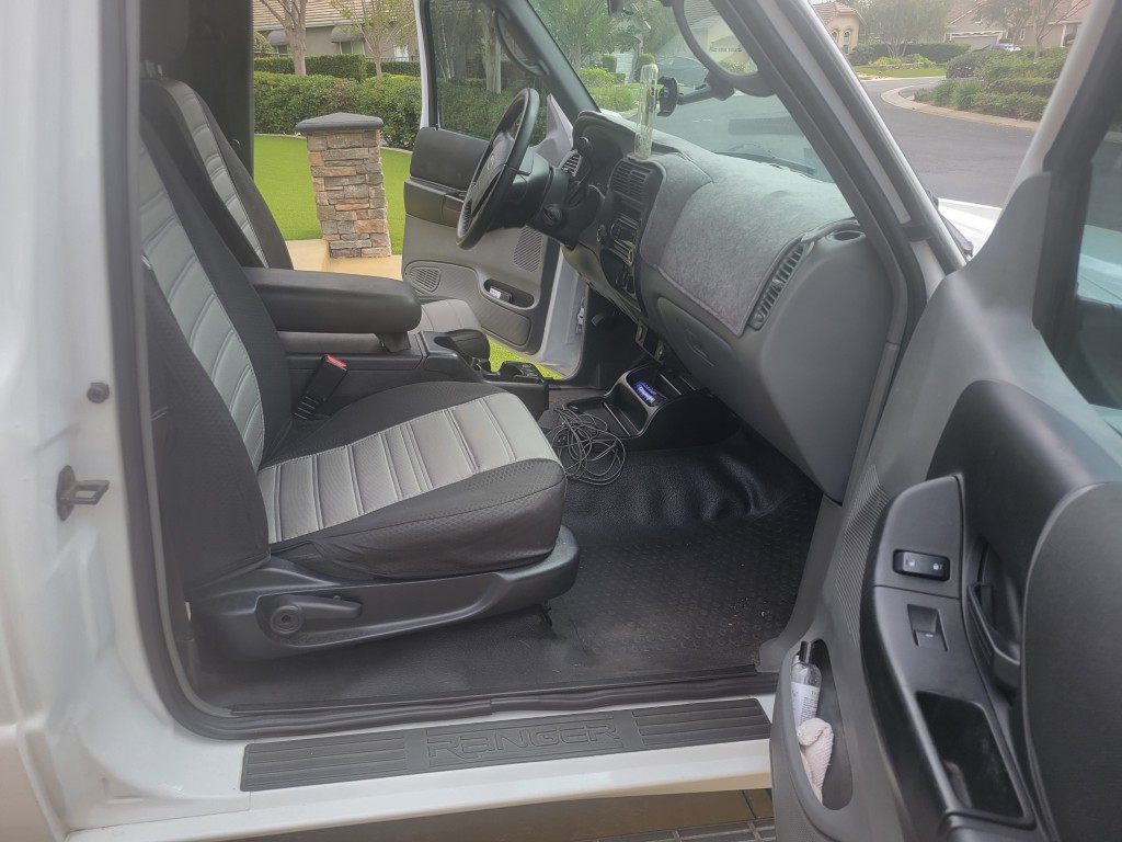 Used 2011 Ford Ranger Sport RWD image 23