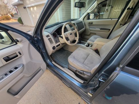 Used 2011 Ford Escape XLT w/ Cargo Pkg image 13