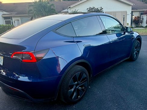 Used 2024 Tesla Model Y Long Range image 2