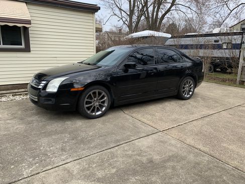 Used 2008 Ford Fusion SE FWD image 1
