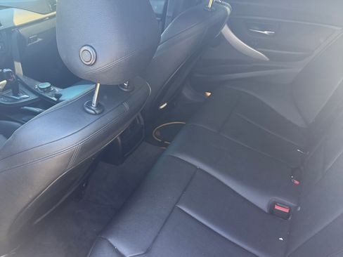 Used 2015 BMW 320i Sedan image 9