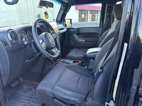 Used 2012 Jeep Wrangler Unlimited Sport w/ Trailer Tow Group image 17