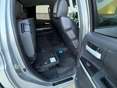 Used 2016 Toyota Tundra SR5 w/ TRD Off Road Package image 10