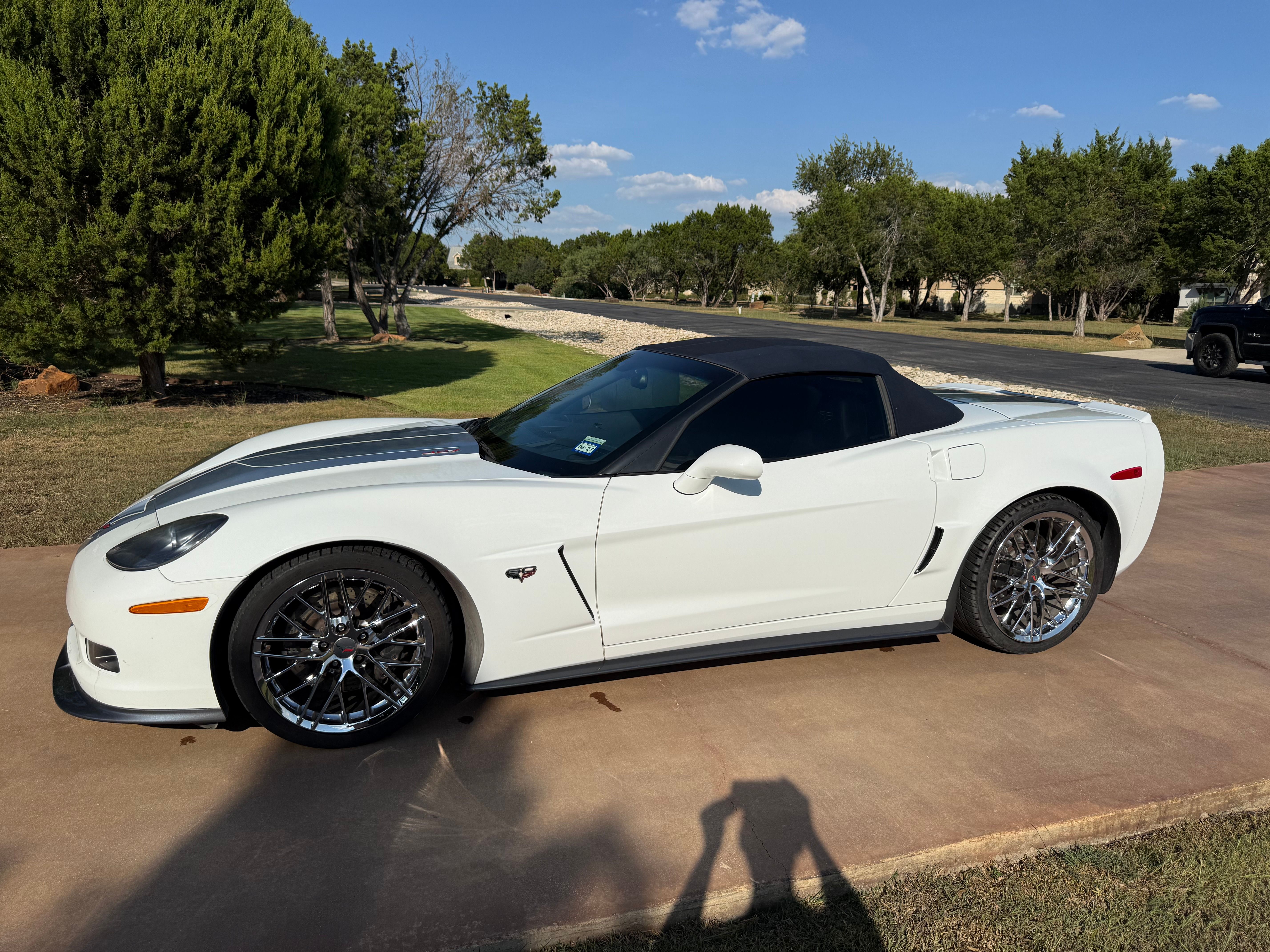 Used 2013 Chevrolet Corvette 427 w/ 1SC Preferred Equipment Group RWD image 30