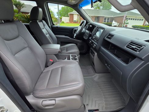 Used 2010 Honda Ridgeline RTL image 11