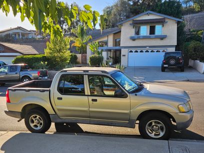 Used 2004 Ford Explorer Sport Trac XLS