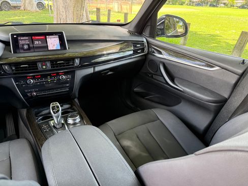 Used 2018 BMW X5 sDrive35i RWD image 8