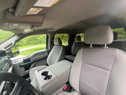 Used 2021 Ford F250 XL w/ STX Appearance Package AWD/4WD image 15