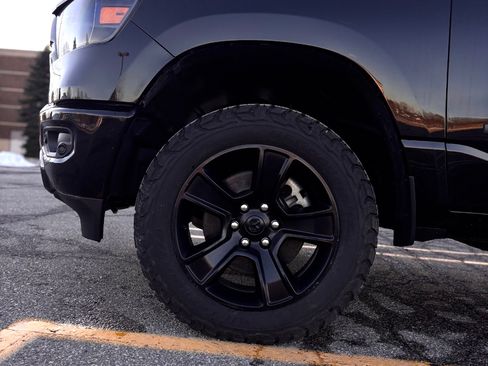 Used 2021 RAM 1500 Big Horn image 10