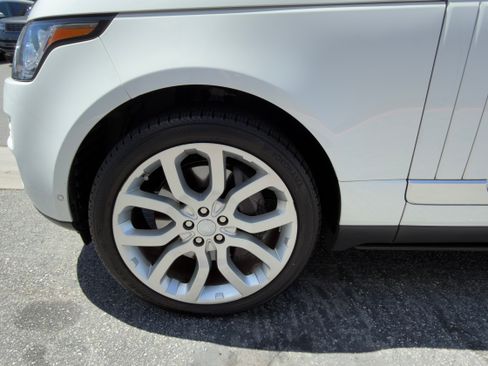 Used 2017 Land Rover Range Rover HSE AWD/4WD image 10