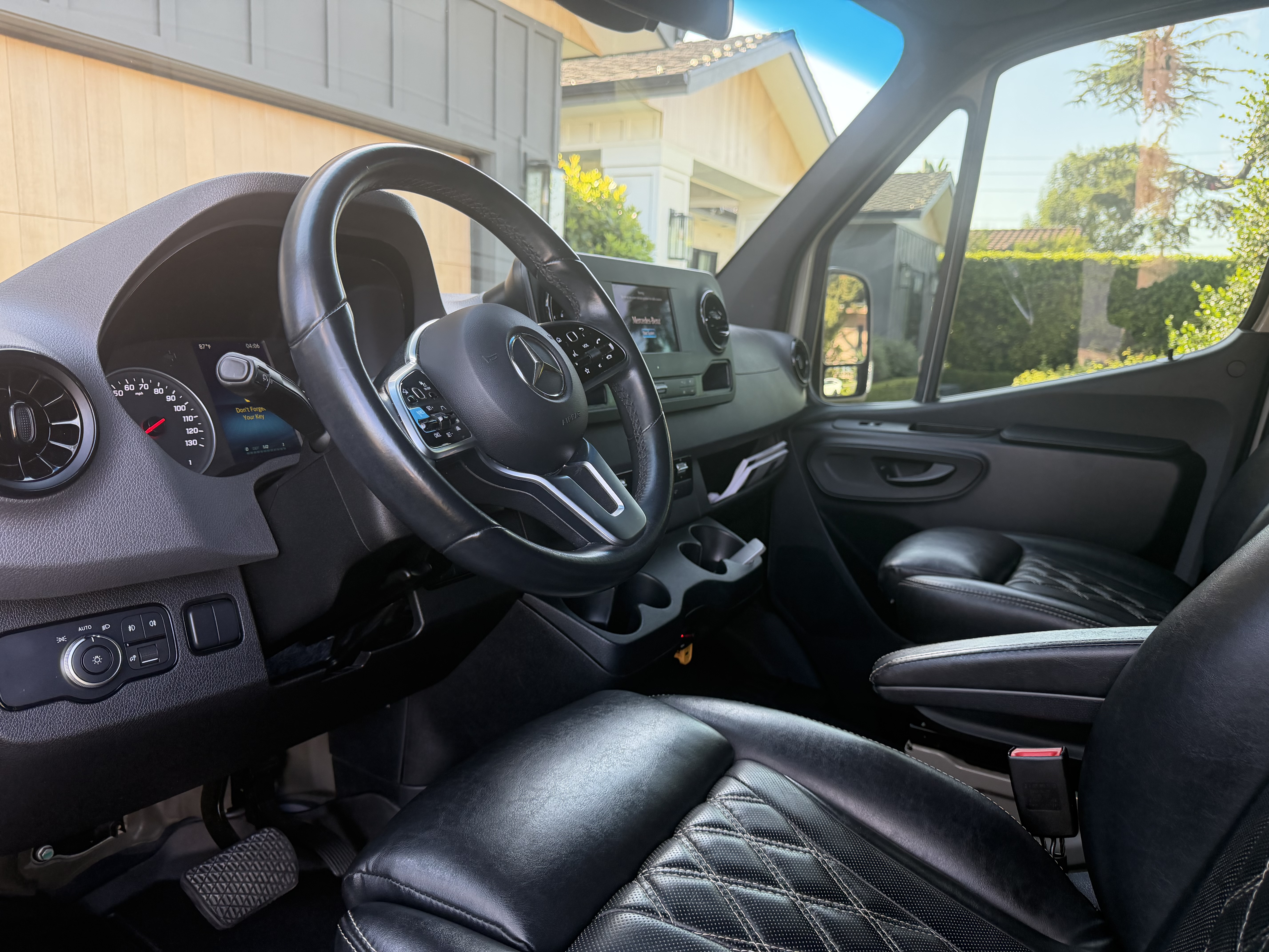 Used 2021 Mercedes-Benz Sprinter 2500 image 5