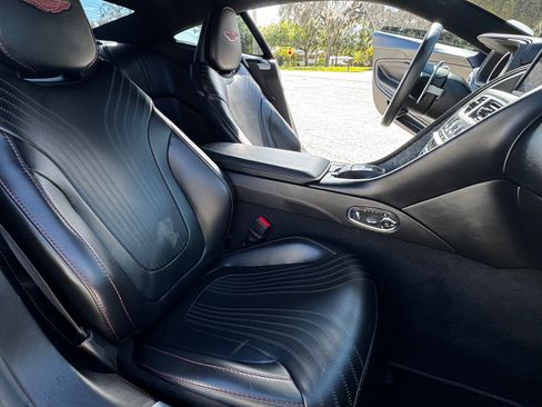 Used 2018 Aston Martin DB11 V12 image 16