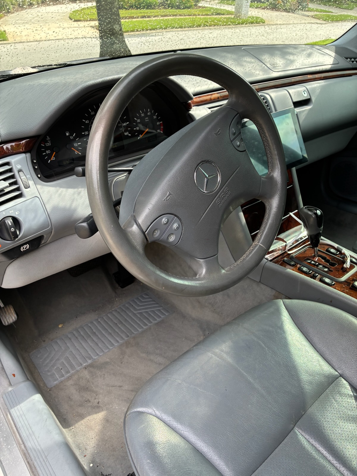 Used 2001 Mercedes-Benz E 430 Sedan image 6