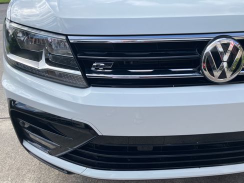 Used 2021 Volkswagen Tiguan SE R-Line image 20