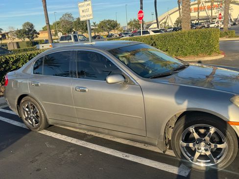 Used 2004 INFINITI G35 Sedan image 1