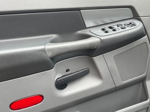 Used 2007 Dodge Ram 2500 Truck SLT w/ Quad Cab Big Horn Value Group image 16