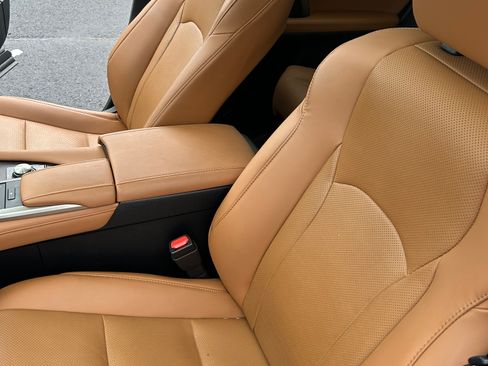 Used 2022 Lexus RX 450h AWD w/ Premium Package image 9