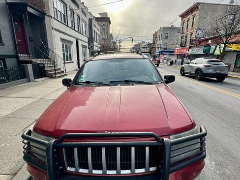 Used 2004 Jeep Grand Cherokee Laredo w/ Cold Weather Group image 4