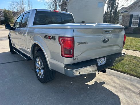 Used 2016 Ford F150 Lariat image 2