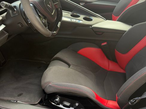 Used 2026 Chevrolet Corvette Z06 RWD image 16