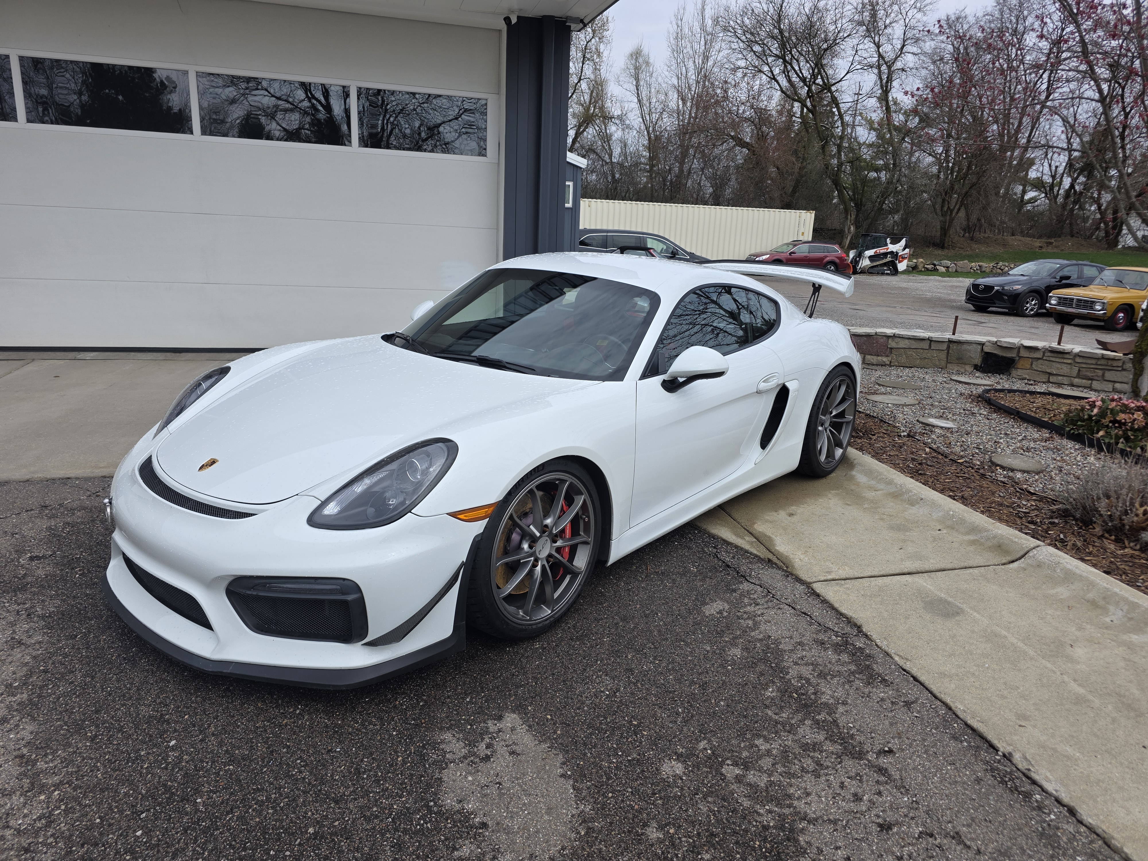Used 2016 Porsche Cayman GT4 RWD image 5