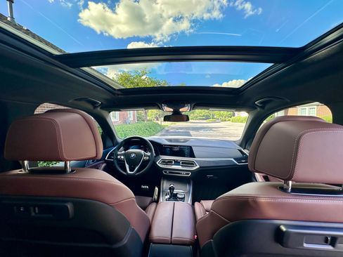 Used 2023 BMW X5 xDrive45e w/ Luxury Seating Package image 5