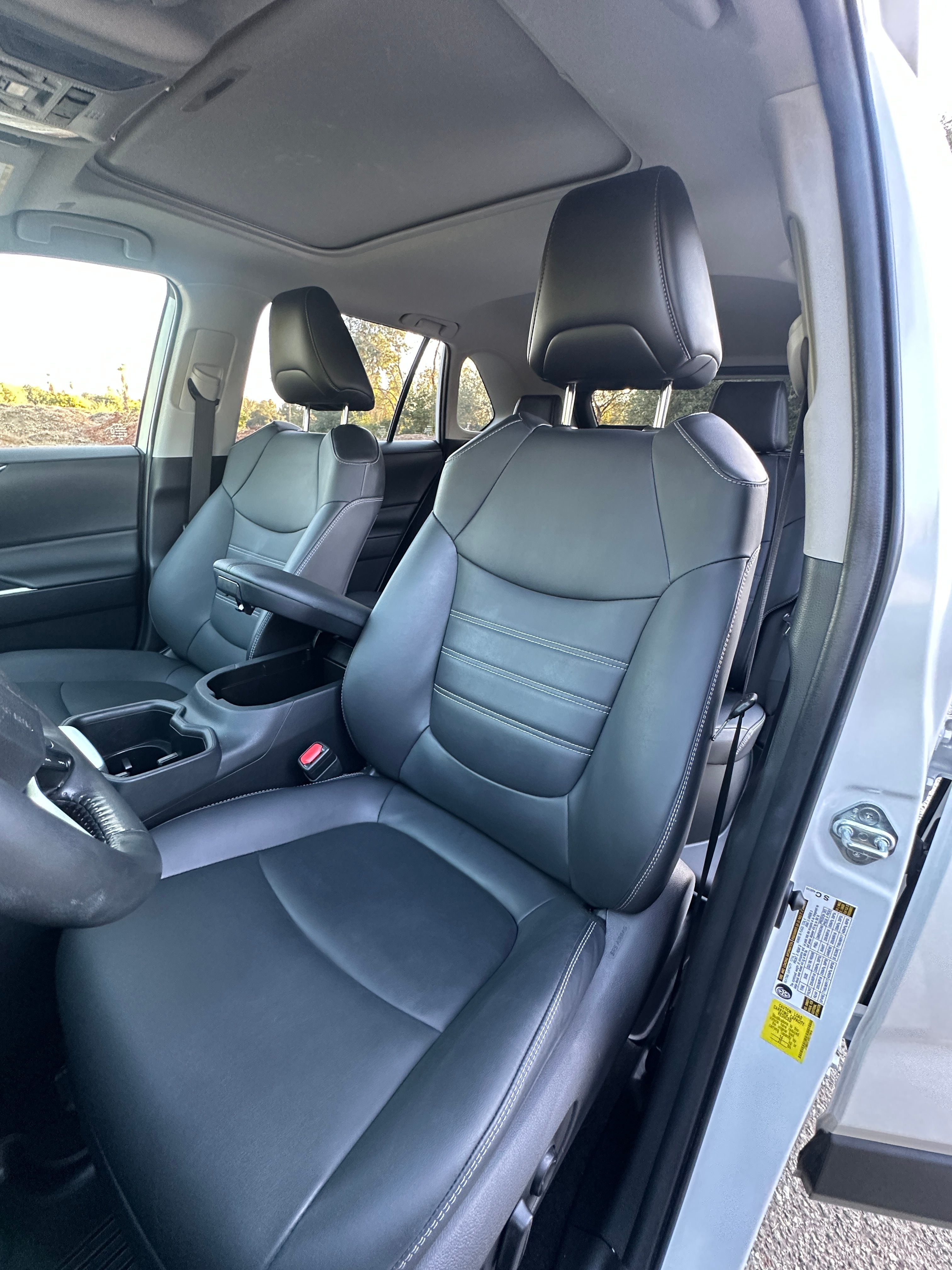 Used 2024 Toyota RAV4 XLE Premium w/ Weather Package AWD/4WD image 17