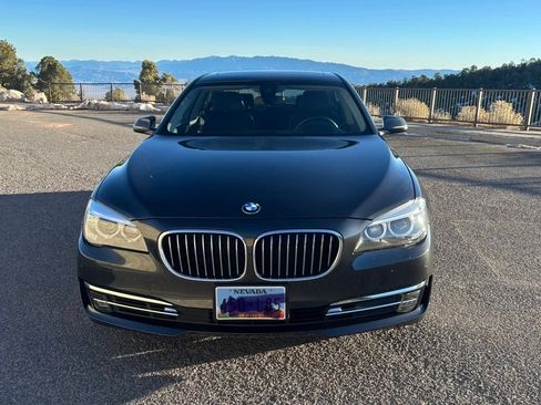 Used 2015 BMW 740i image 4