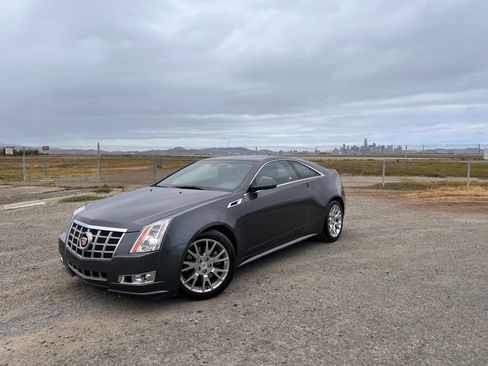 Used 2012 Cadillac CTS Premium image 10