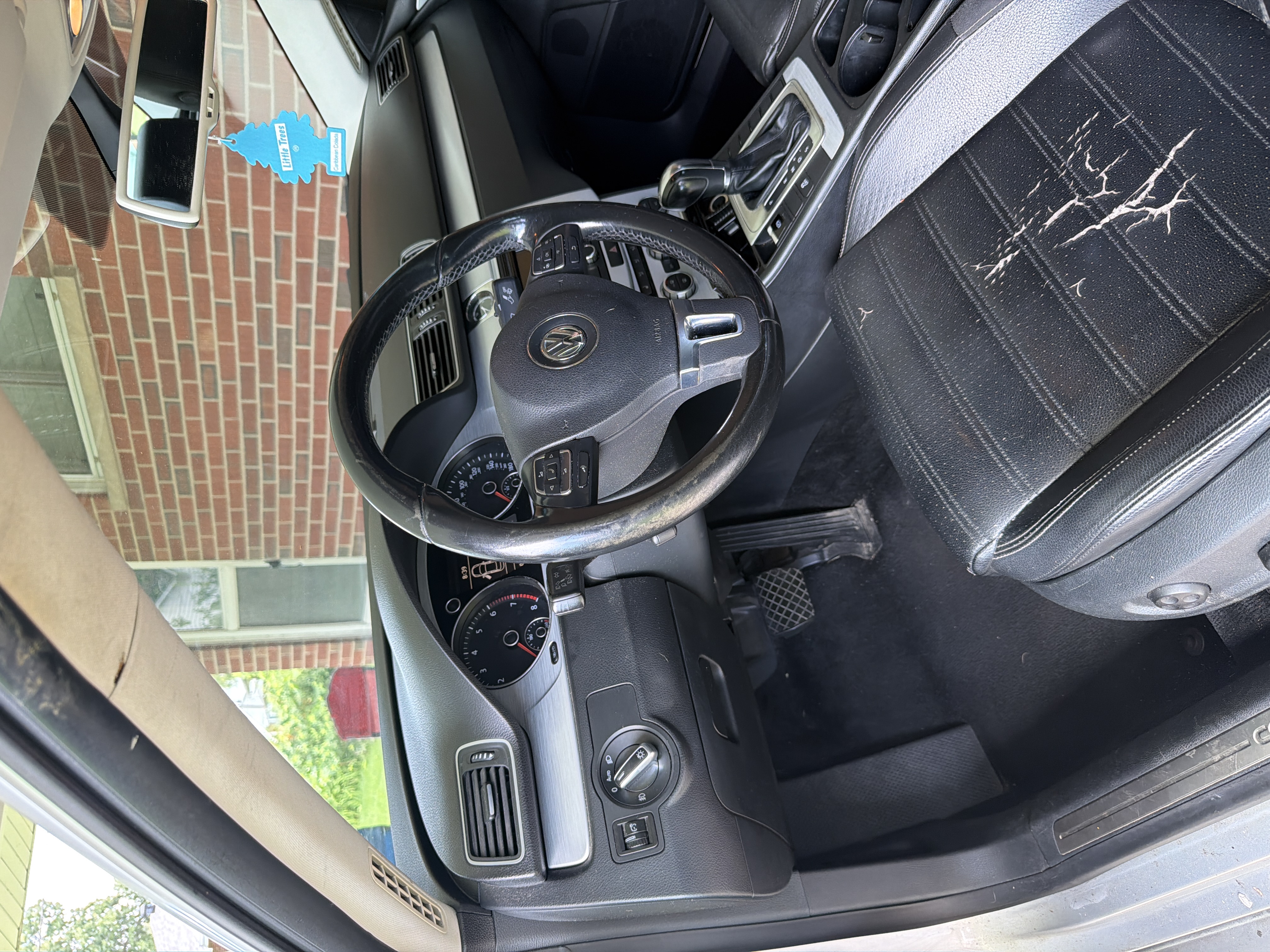 Used 2014 Volkswagen CC Sport FWD image 9