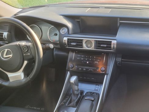 Used 2014 Lexus IS 350 image 17