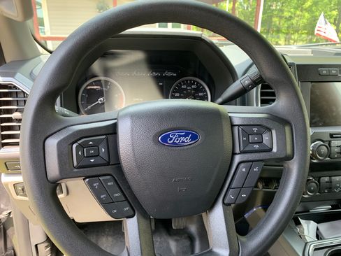 Used 2022 Ford F450 XLT w/ XLT Value Package image 1