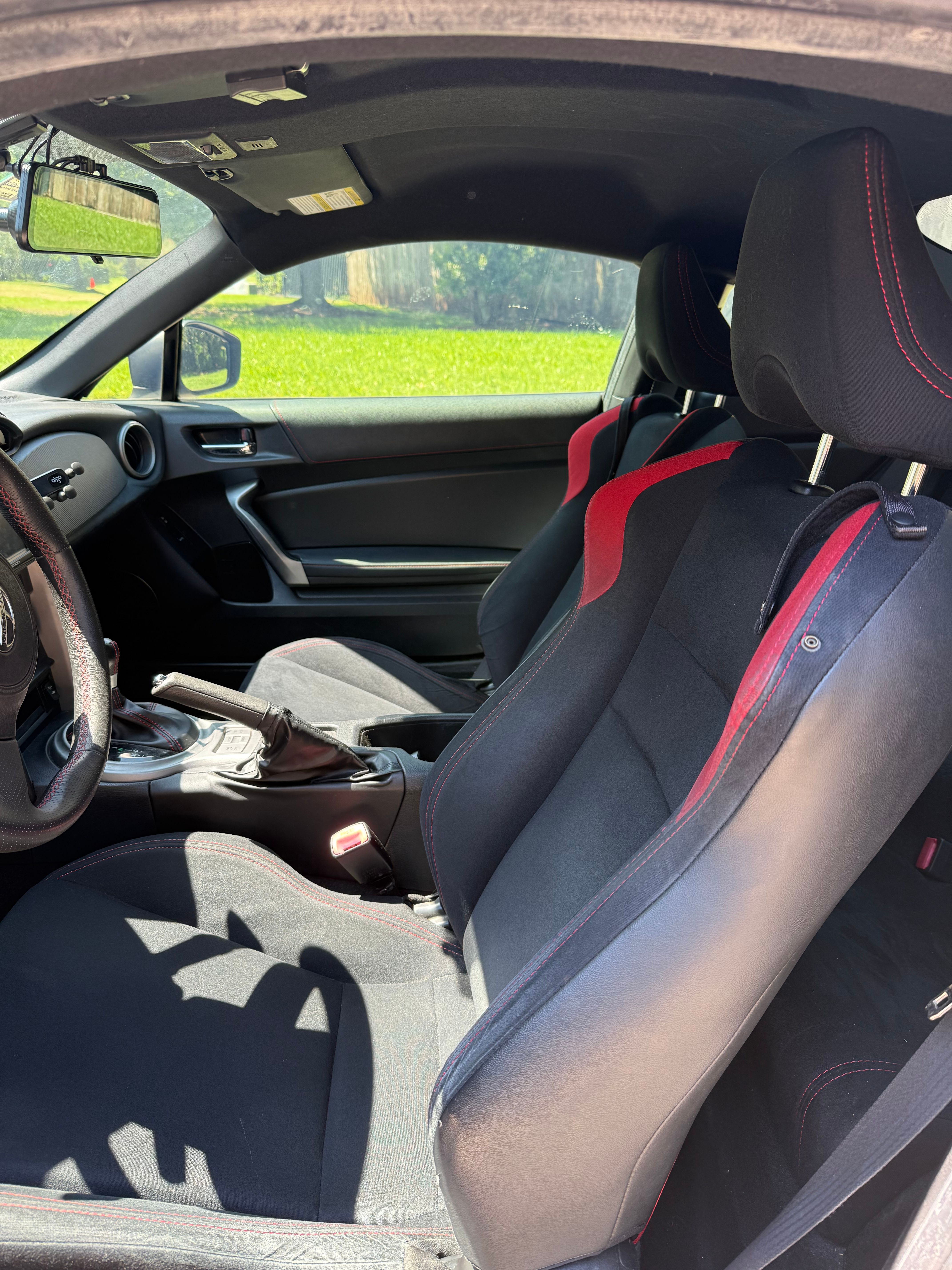 Used 2015 Scion FR-S RWD image 9