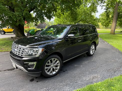 Used 2018 Ford Expedition Limited w/ Equipment Group 302A AWD/4WD image 1