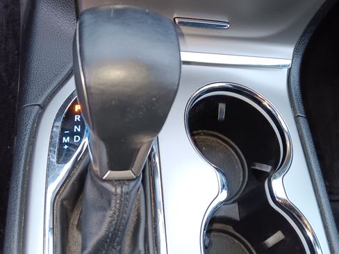 Used 2018 Jeep Grand Cherokee Laredo image 14