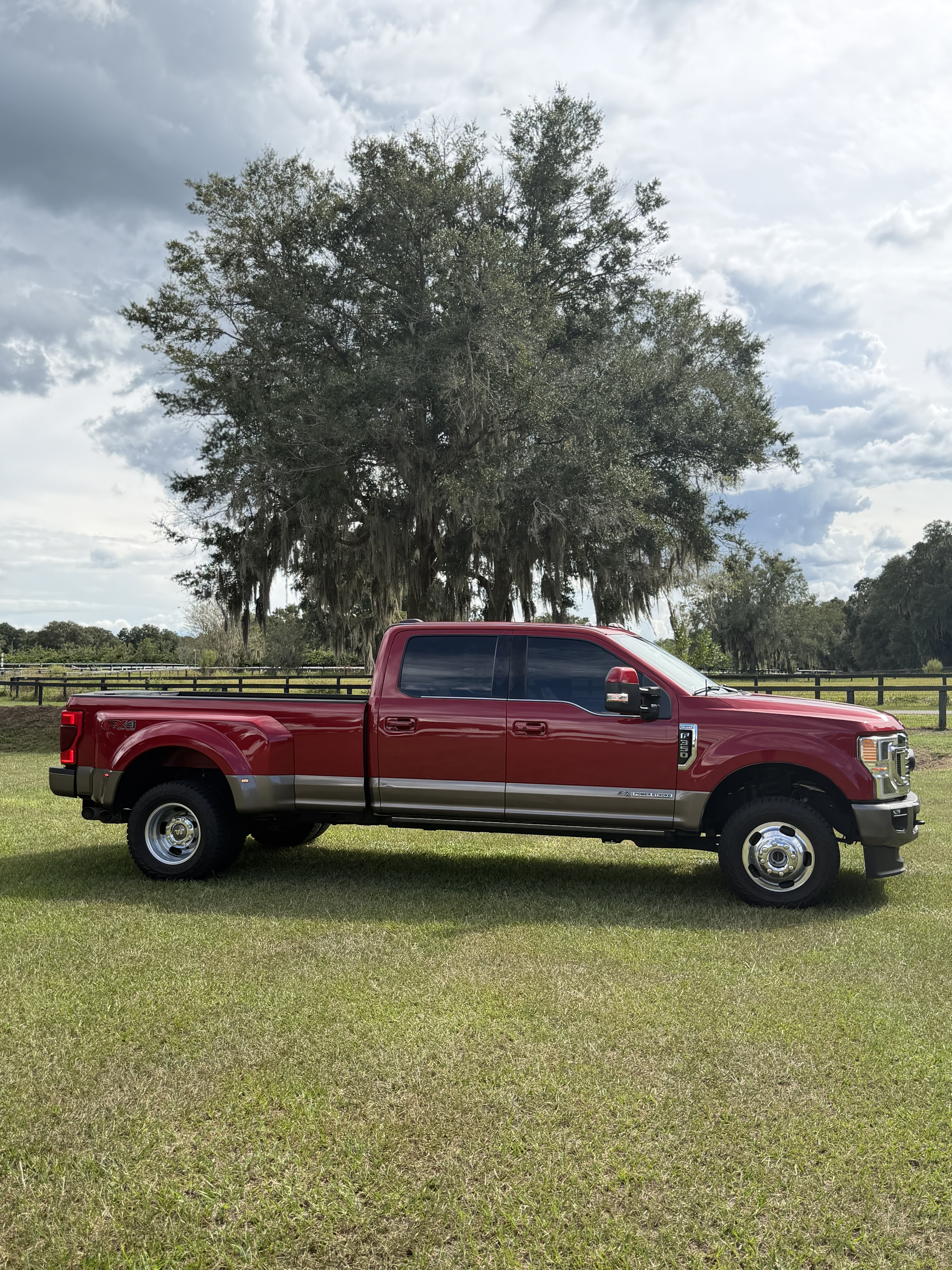 Used 2022 Ford F350 King Ranch w/ King Ranch Ultimate Package AWD/4WD image 8