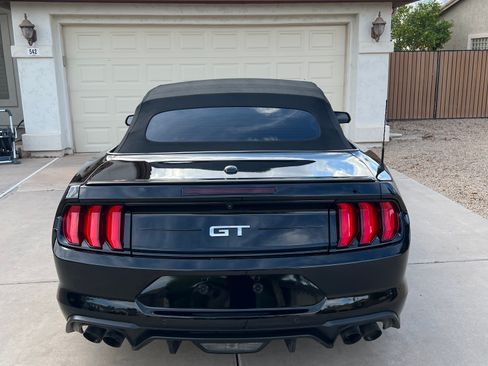 Used 2023 Ford Mustang GT Premium image 5