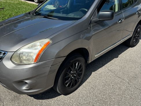 Used 2013 Nissan Rogue S AWD/4WD image 5