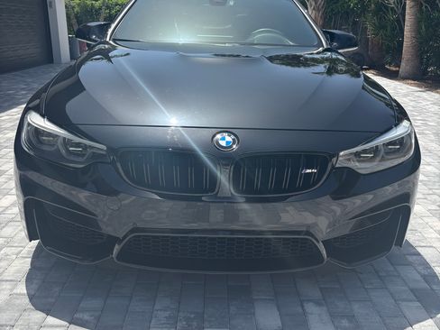 Used 2018 BMW M4 Coupe w/ Competition Package image 6