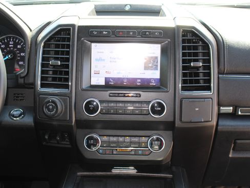 Used 2021 Ford Expedition Max Limited AWD/4WD image 12