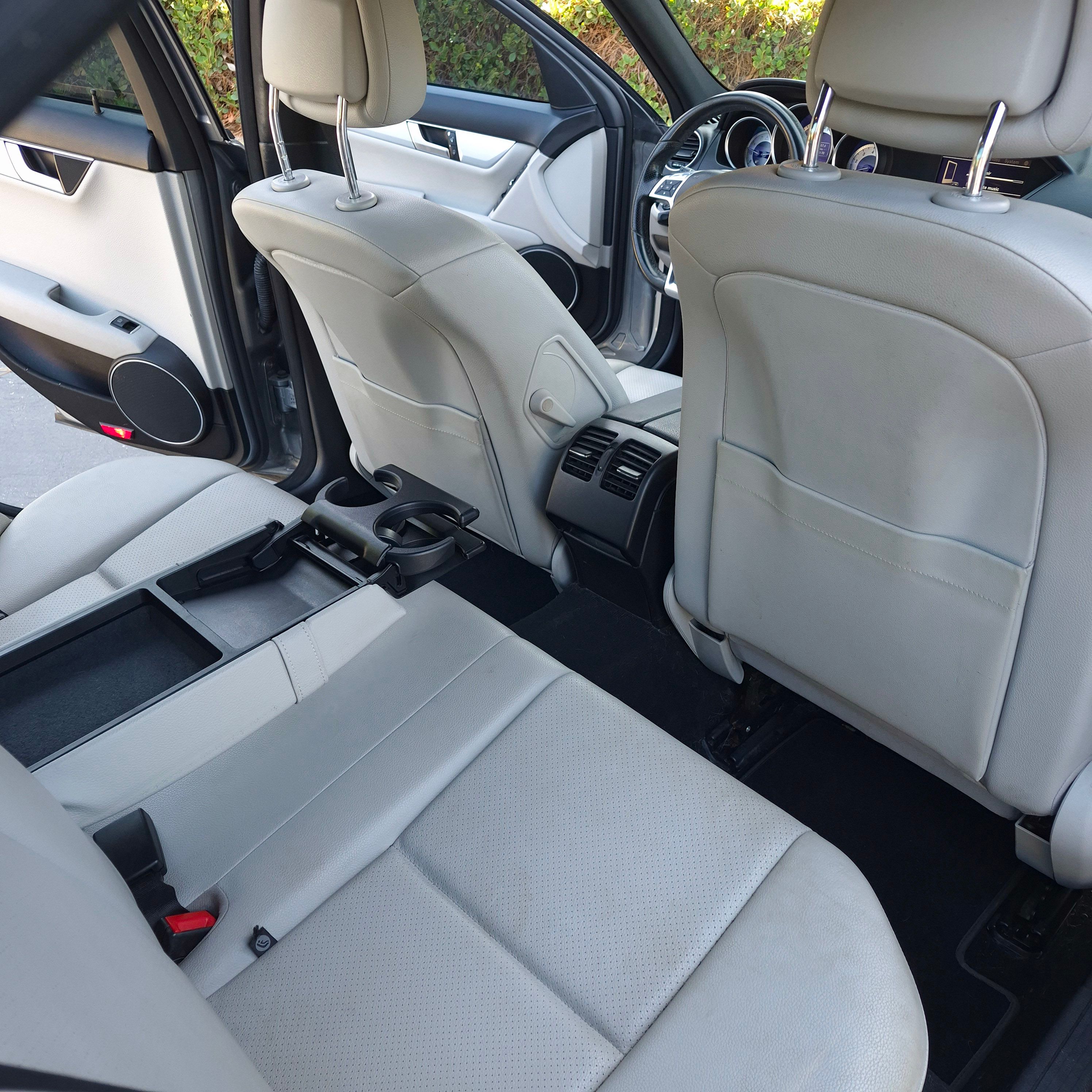 Used 2012 Mercedes-Benz C 250 Sedan image 4