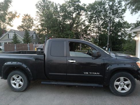 Used 2007 Nissan Titan SE w/ SE Popular Pkg w/ Pwr Bench AWD/4WD image 1
