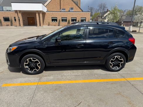 Used 2016 Subaru Crosstrek 2.0i Limited AWD/4WD image 12
