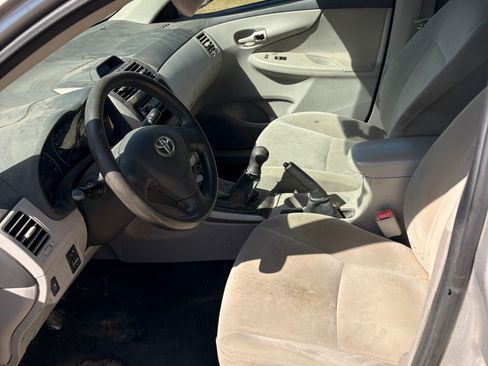 Used 2012 Toyota Corolla L image 6