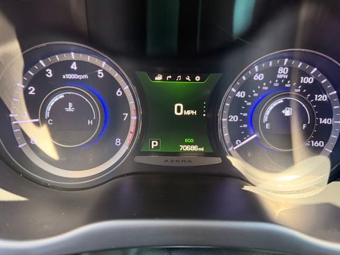 Used 2016 Hyundai Azera FWD image 12